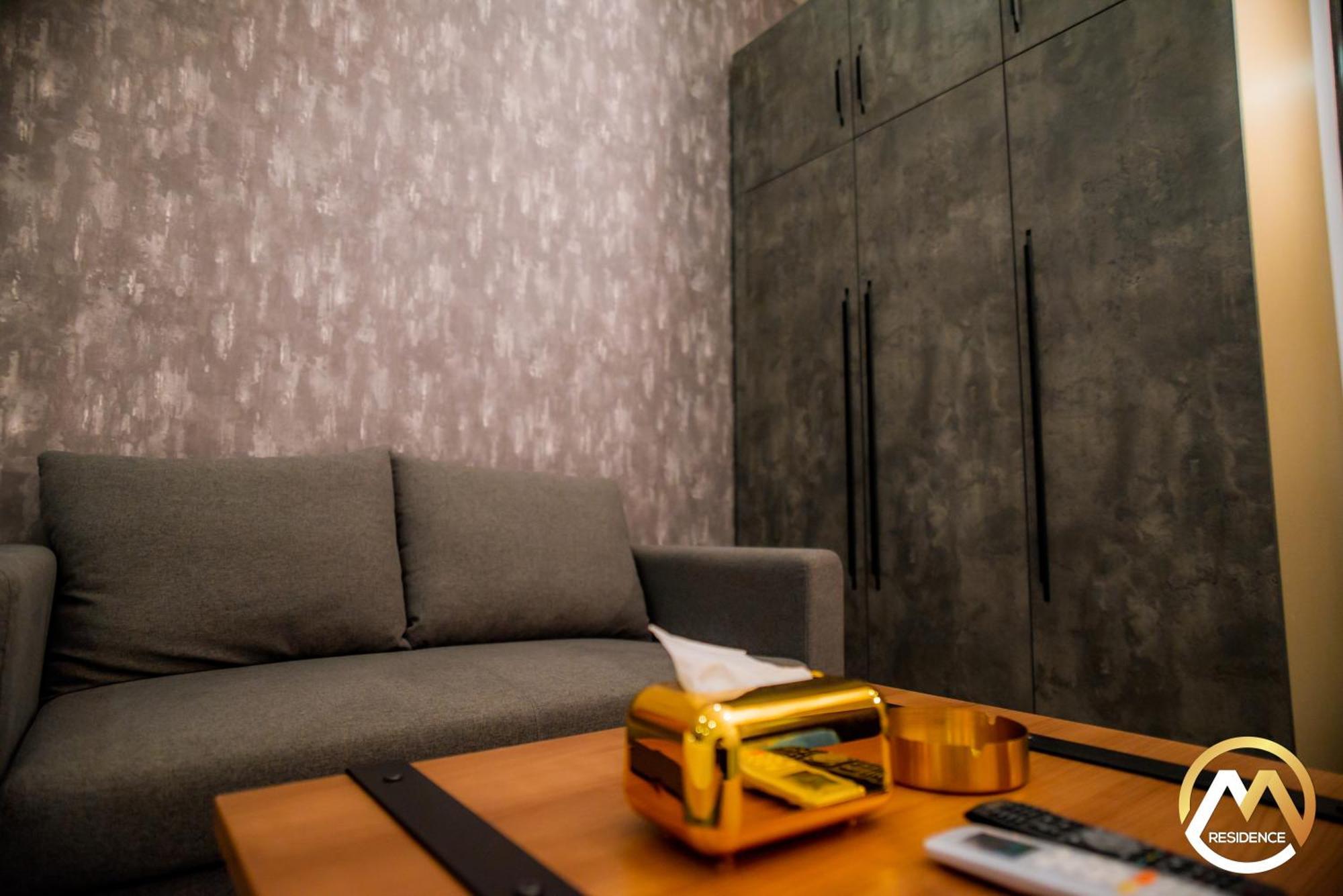 Hotel Serviced Apartments Top One Infinity Pool With View Of 360 Degree Phnom Penh Exterior photo